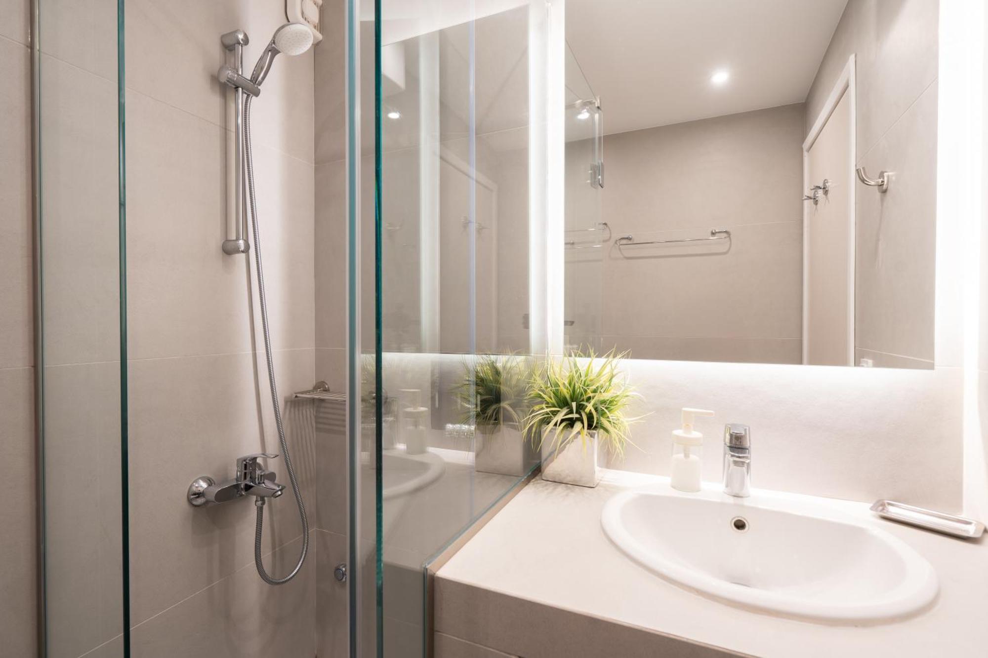 Bright, Cosy Studio Close To Glyfada Beach & Center Atene Esterno foto
