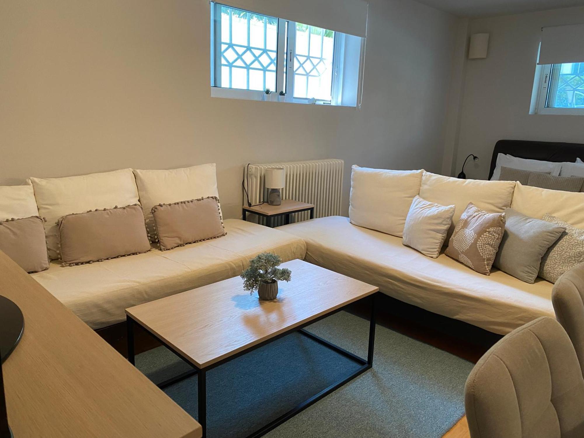 Bright, Cosy Studio Close To Glyfada Beach & Center Atene Esterno foto