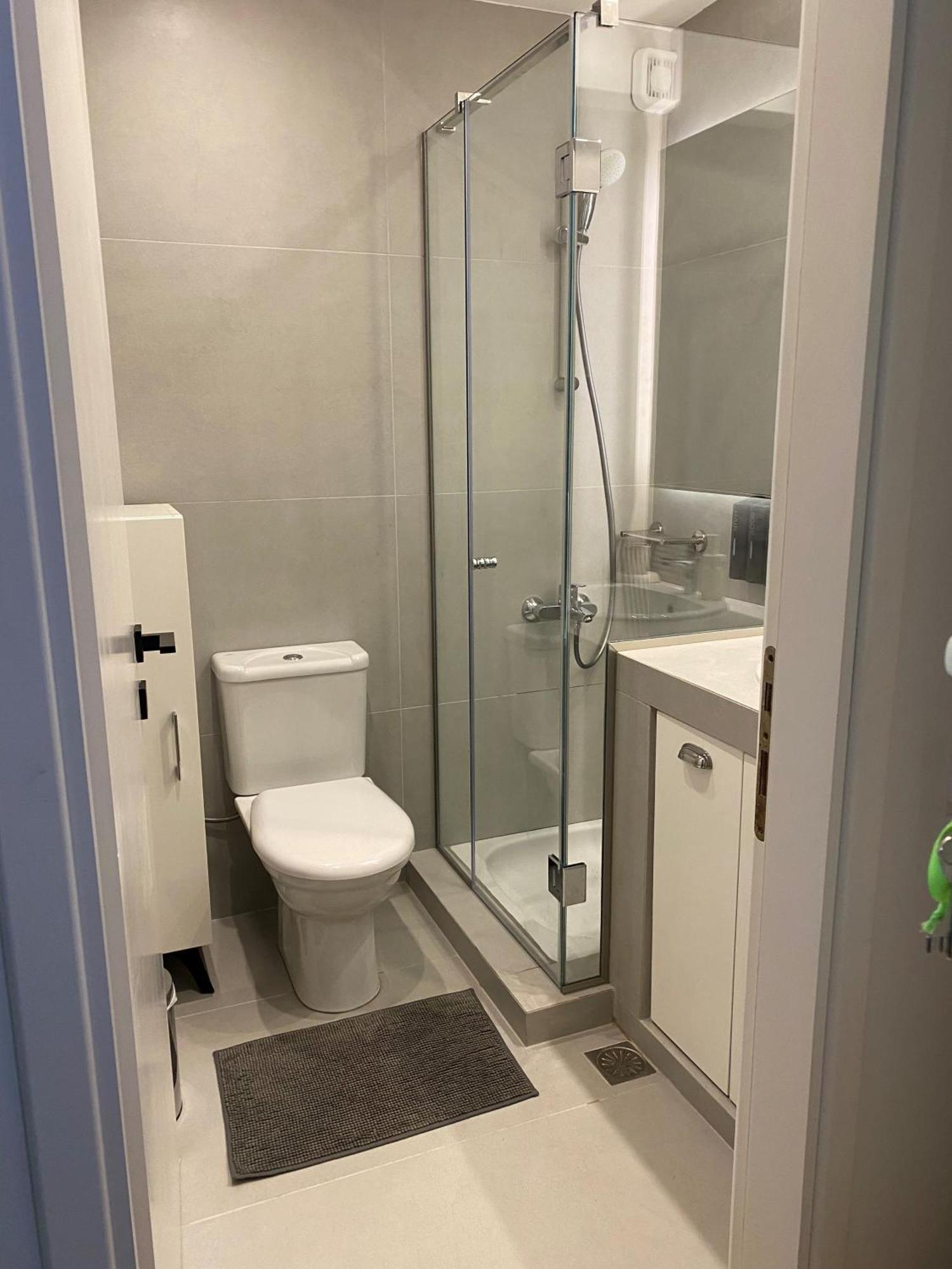 Bright, Cosy Studio Close To Glyfada Beach & Center Atene Esterno foto